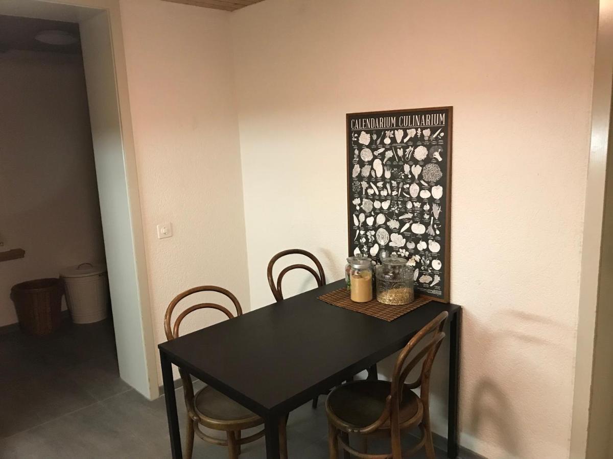 Simple Flat 72 M2 In The Centre Of Burgdorf With Private Parking Apartman Kültér fotó